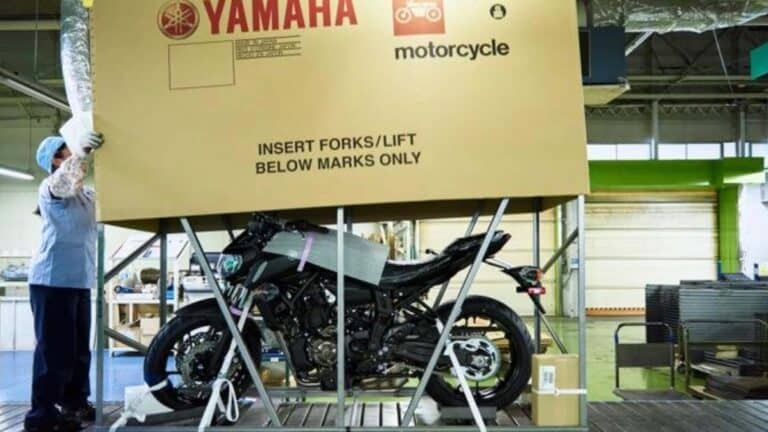 yamaha-goes-green-uses-recycled-steel-for-motorcycle-packaging